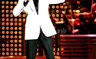 Barry Manilow