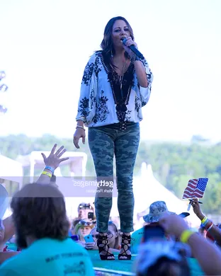 Sara Evans
