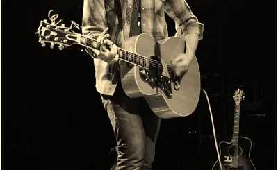Tyler Hilton